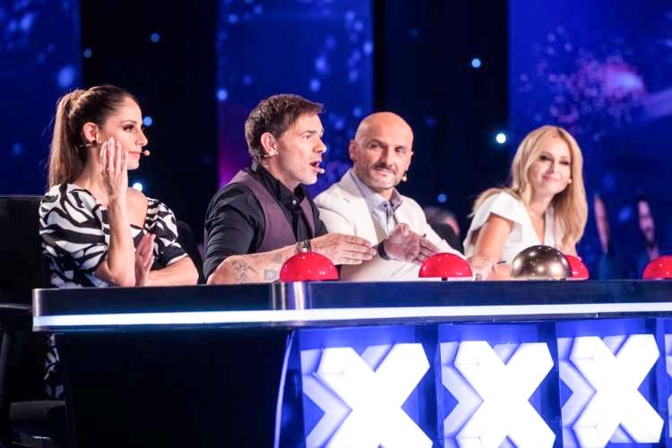 Tudi 6. oddaja letošnje sezone šova Slovenija ima talent je postregla z zanimivimi predstavitvami, hkrati pa so ob koncu žirantje staknili glave in izbrali vse polfinaliste.