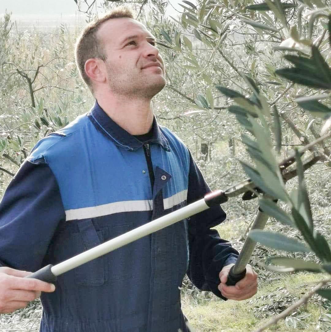 David Krulčič je med skupnim bivanjem s kandidatkami, ki so se potegovale za njegovo naklonjenost, pokazal tudi svojo temperamentnejšo plat. Slednja je na plan izbruhnila tekom konflikta z Manjo, kar je neprijetno presenetilo mnoge gledalce.