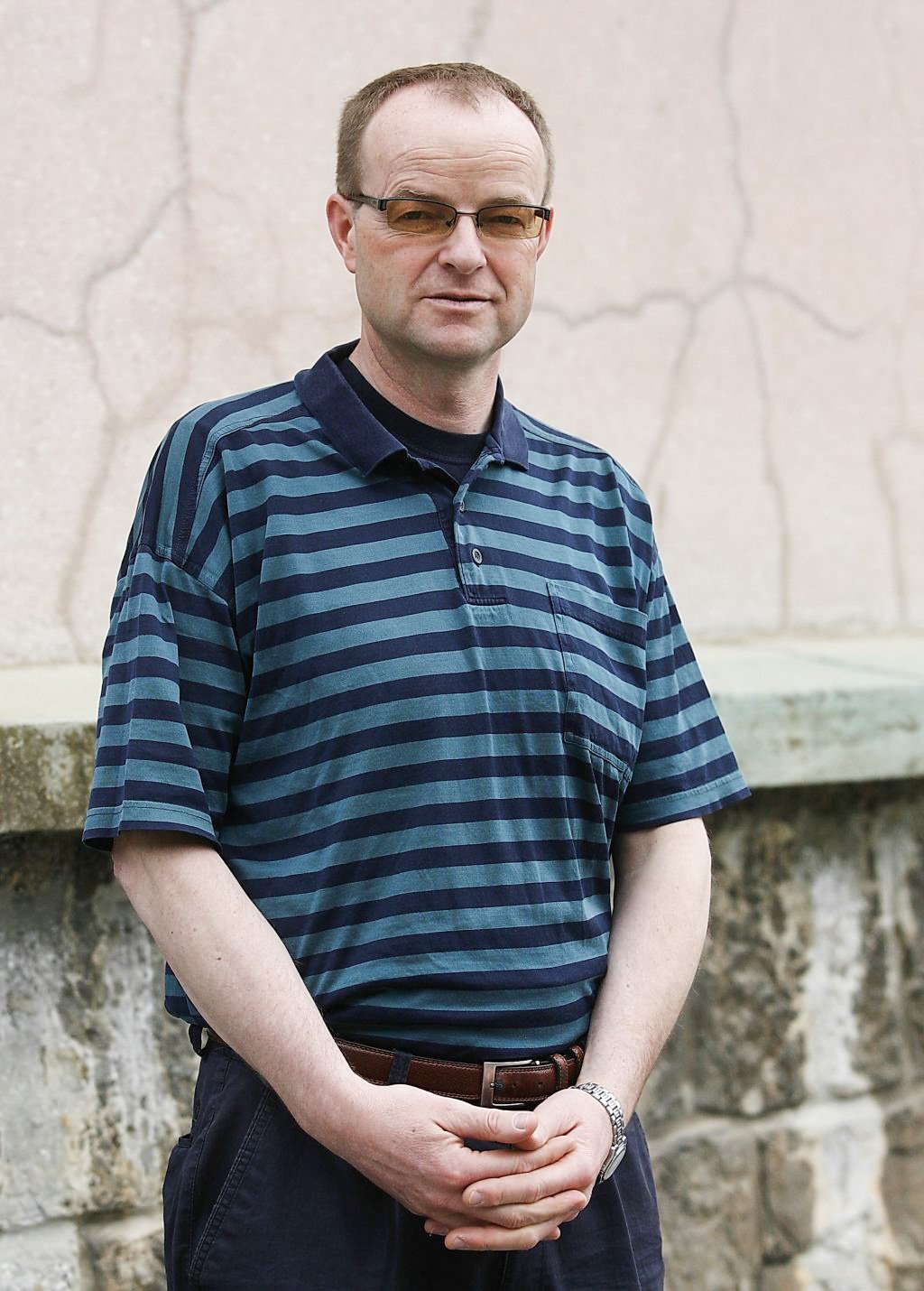 Nekdanjemu dušnemu pastirju Francu Klopčiču iz Preske pri Medvodah, ki so ga očitki tožilstva pahnili iz zavetja Cerkve in se zdaj ukvarja z avtoprevozništvom, sicer sodijo že drugič, javnost pa je zaradi občutljivosti primera iz obravnave izključena.