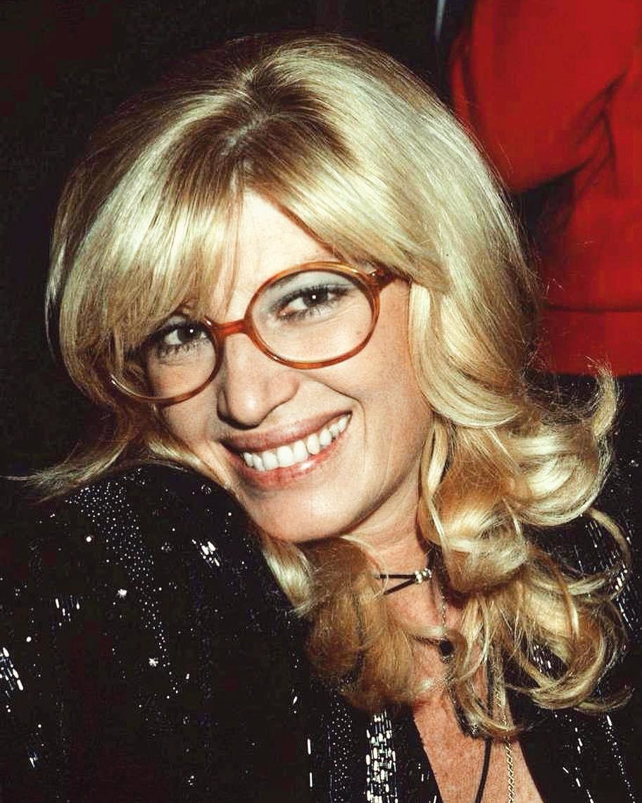 Leta 1984 je na Berlinalu prejela srebrnega medveda za vlogo v zakonski drami Flirt, ki jo je režiral Russo. Robert Russo in Vittijeva sta bila sicer v razmerju vse od leta 1973, leta 2000 pa sta se poročila. Leta 1995 pa je prejela zlatega leva za življenjsko delo na beneškem filmskem festivalu.