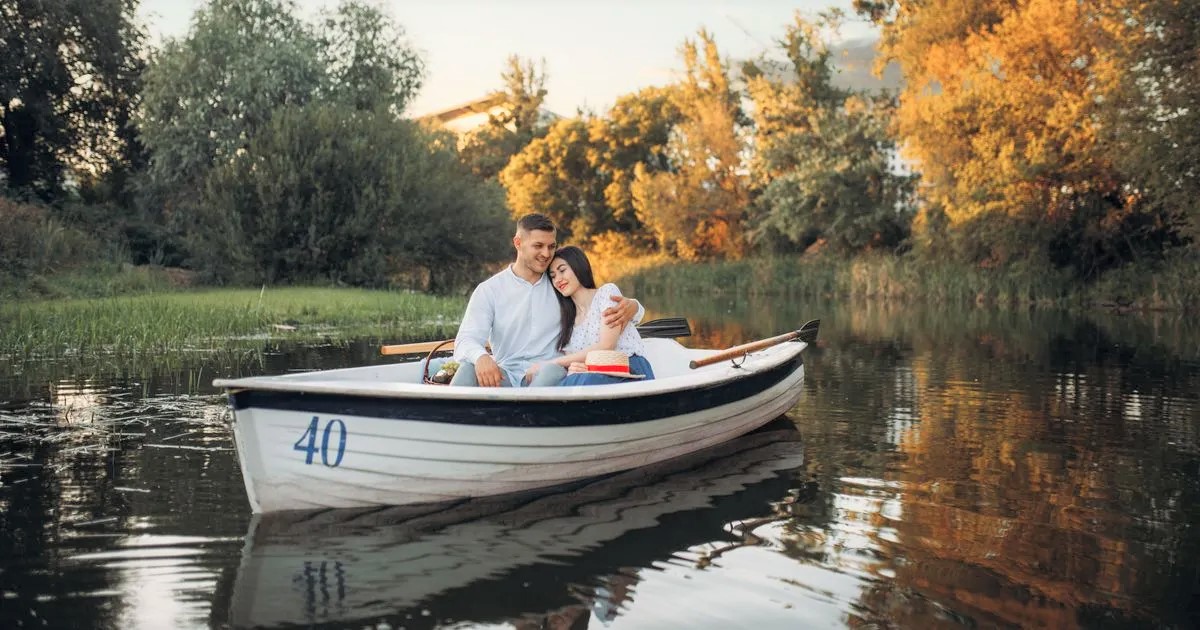 Ko razmišljamo o življenju, bi morali razmišljati o širšem življenju naše duše. Saj naše življenje ni le to življenje, v tem telesu, pač pa je popotovanje naše duše. Mnogo širše, mnogo večje, mnogo bogatejše kot le življenje tukaj in zdaj. Vaša duša je zagotovo že bila na Zemlji poprej. Lahko je bila tukaj že mnogokrat. Naše duše se v krogotoku življenja in smrti vračajo na Zemljo ves čas. To jim omogoča rast in razvoj. Ko eno telo opravi svoje, duša potuje v svetove onkraj in ko je pripravljena, se vrne v novi obliki fizičnega življenja.