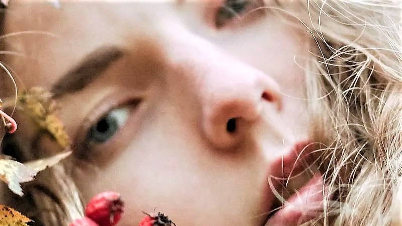 Read more about the article Napadi panike in občutek, da niste vredni sreče