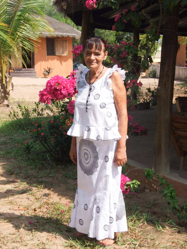 Lado-Bizovicar-mama-Barbara-Bizovicar-dokumentarni-film-Doma-v-Afriki-6